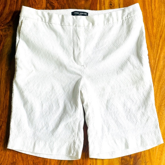 MARIO SERRANI ITALY Shorts - Picture 1 of 6